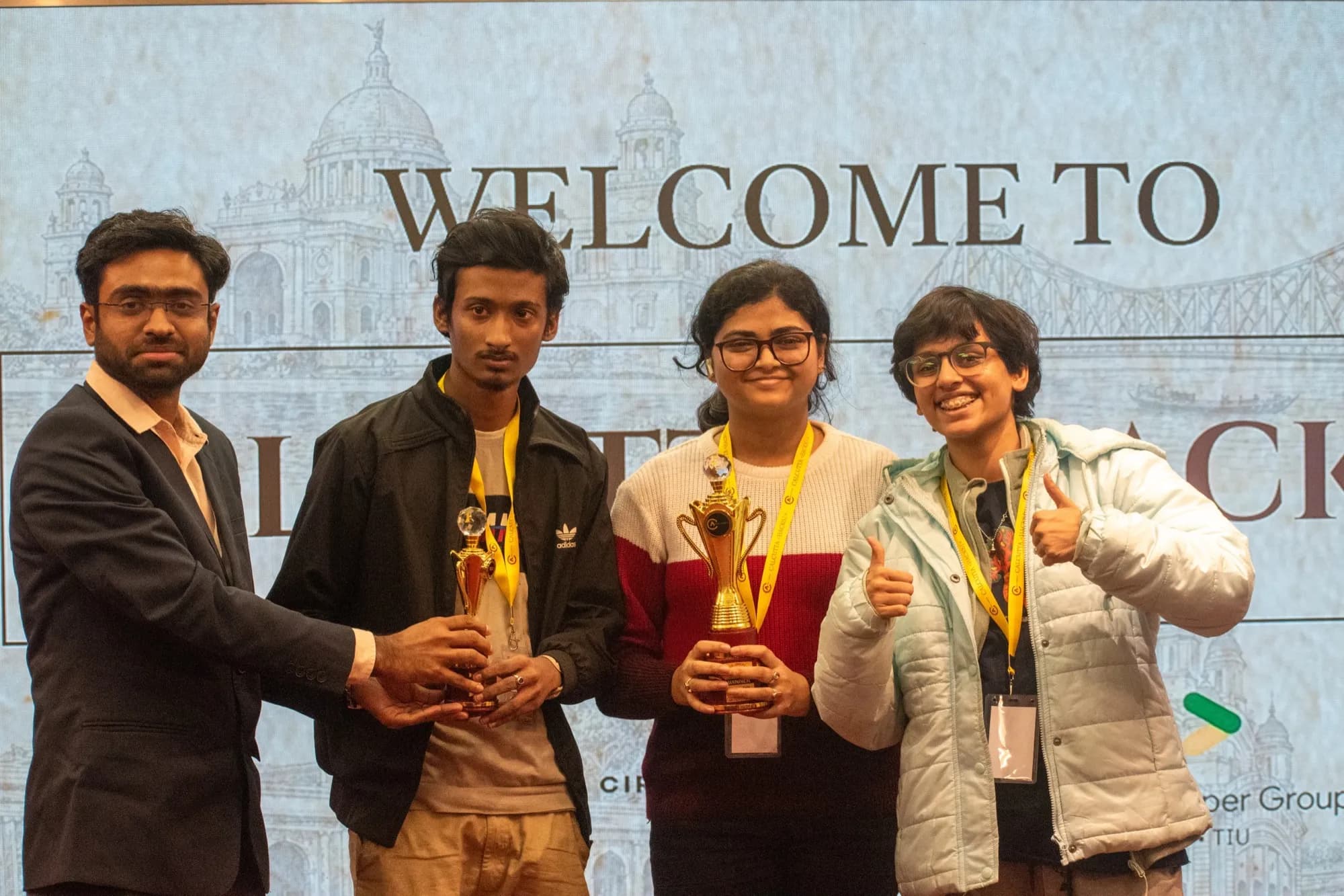 Calcutta <Hacks/>: A winning team